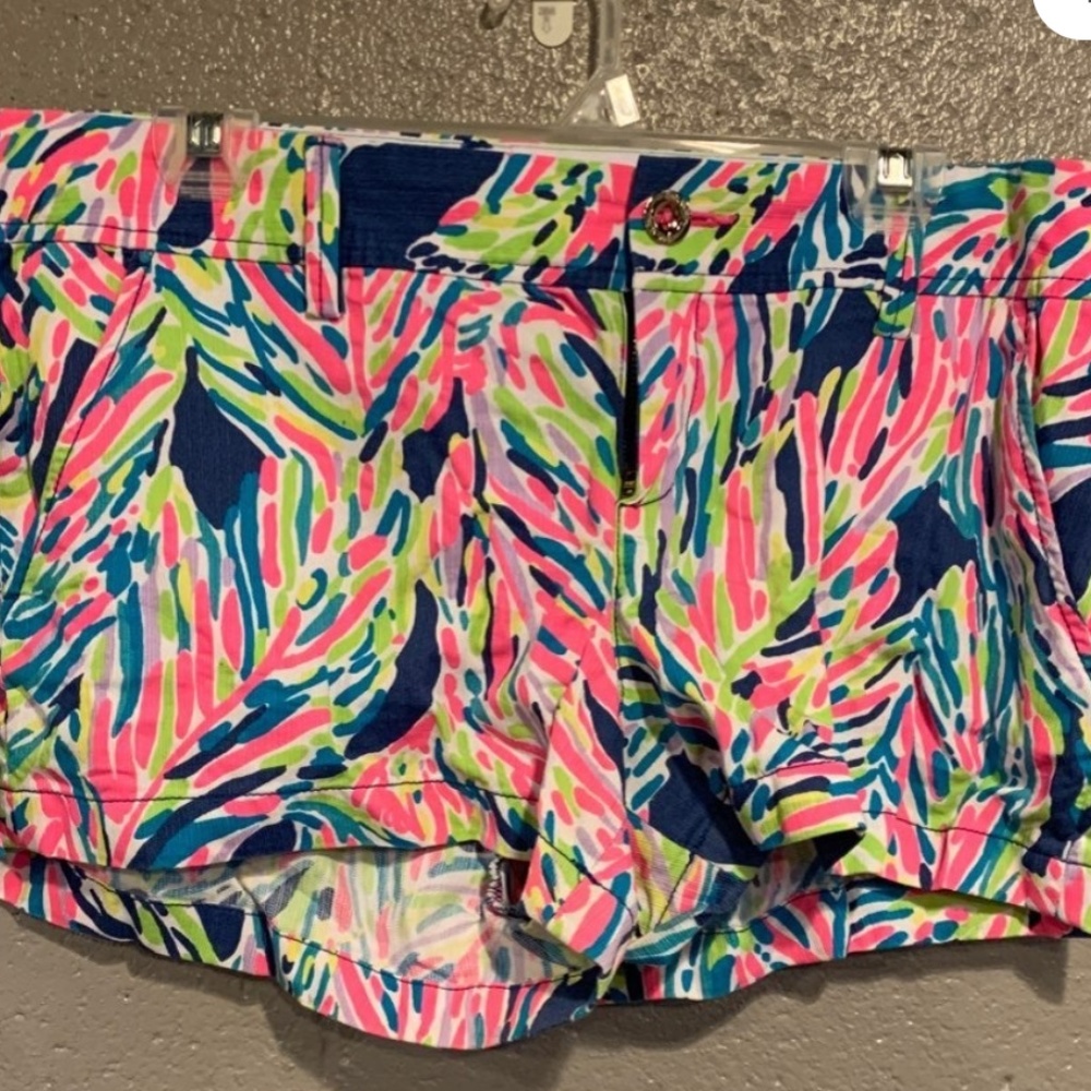 Lily Pulitzer Walsh shorts